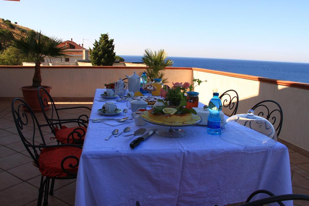 B&B La Piccola Oasi Lazzaro Exterior foto