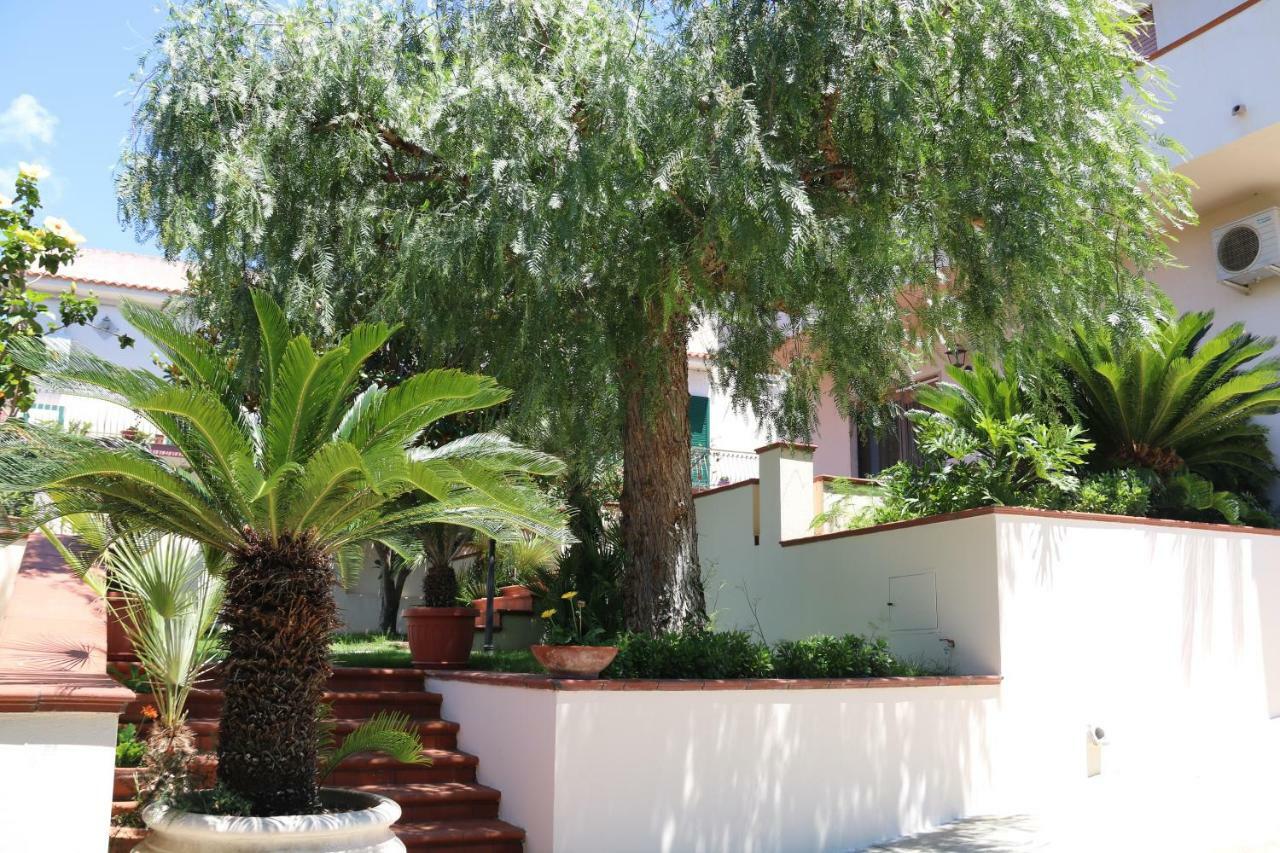 B&B La Piccola Oasi Lazzaro Exterior foto